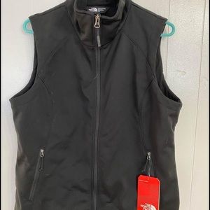 NWT North Face Ridgeline Womens Vest size large
